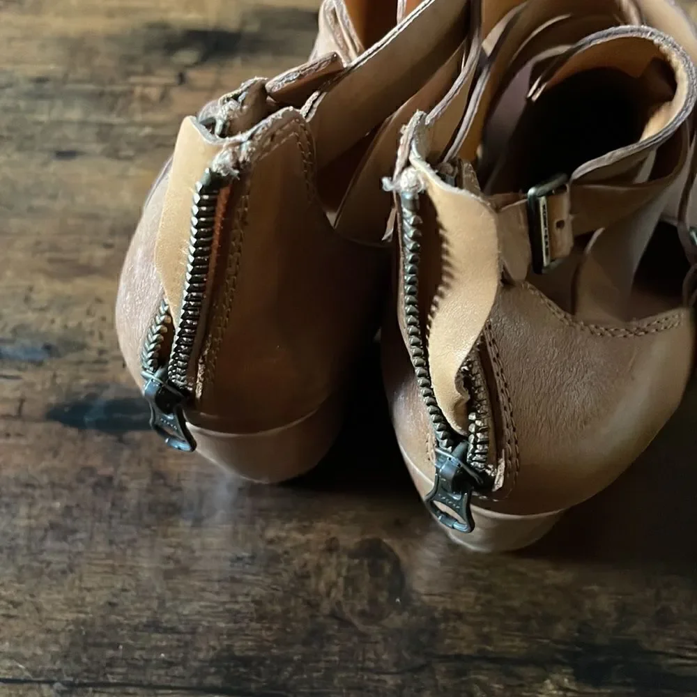 Korkease Leather Womens Stina Booties  in Cachmere Size 7.5
